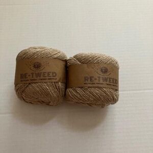 Lion Brand Re-Tweed Yarn 2 skeins Peanut Butter